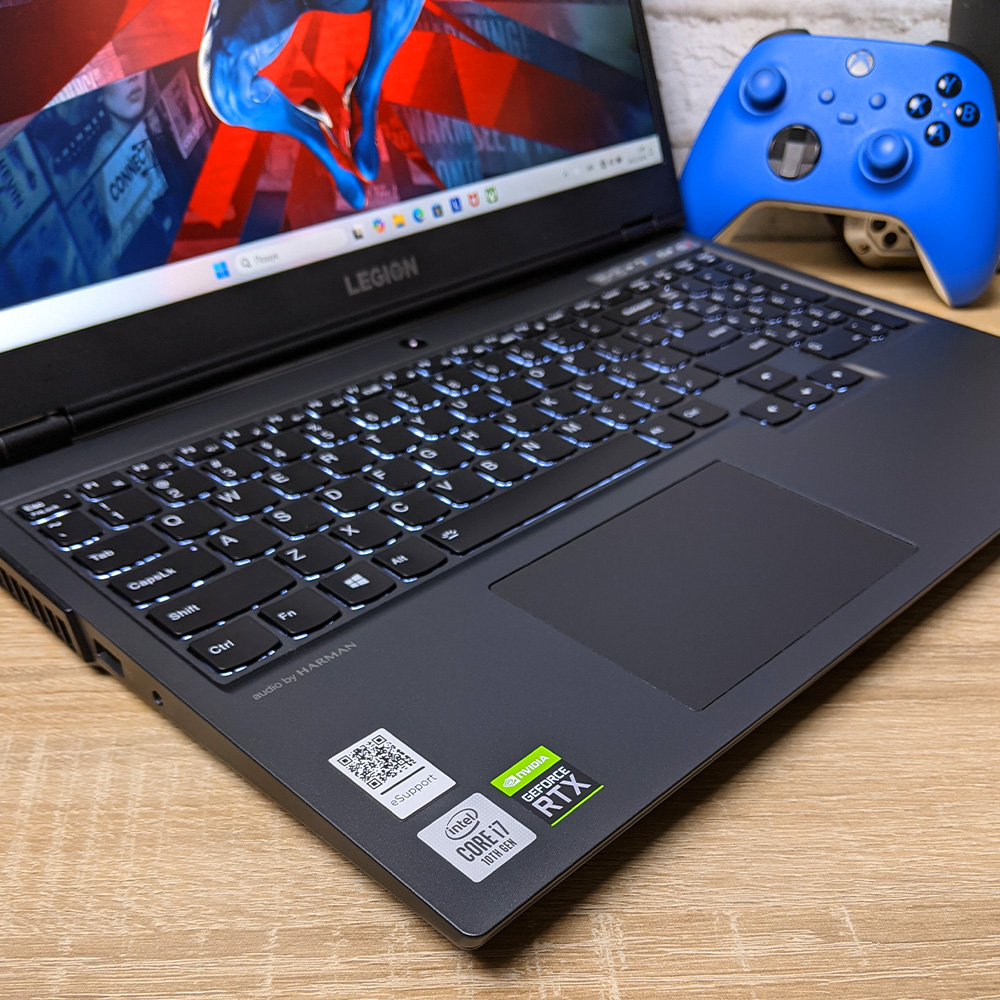 Современный игровой ноутбук Lenovo Legion 5 15IMH05H 81Y6 15.6